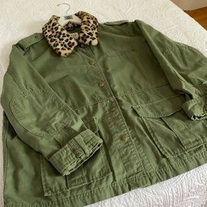 Gap Leopard Collar Jacket